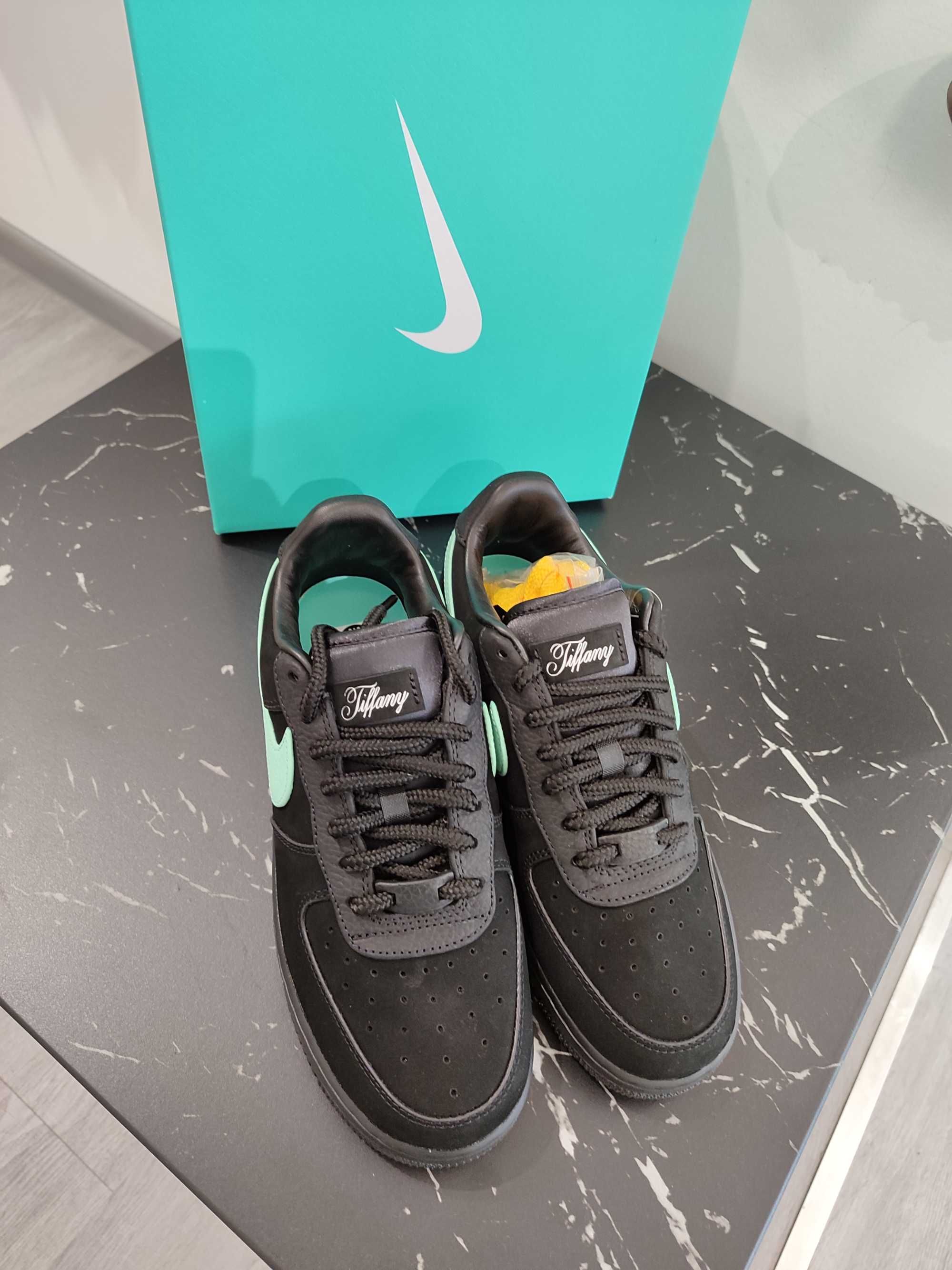 Кросівки NIKE AIR Force 1 Low Tiffany & Co. 1837