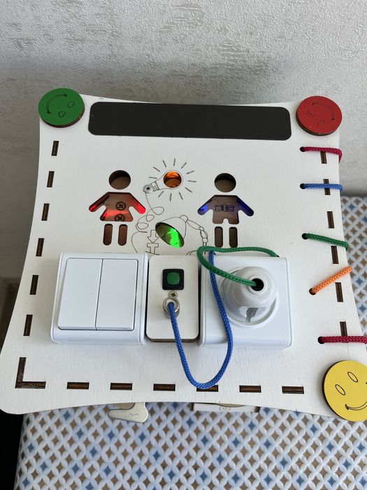 Бізі куб дитячий