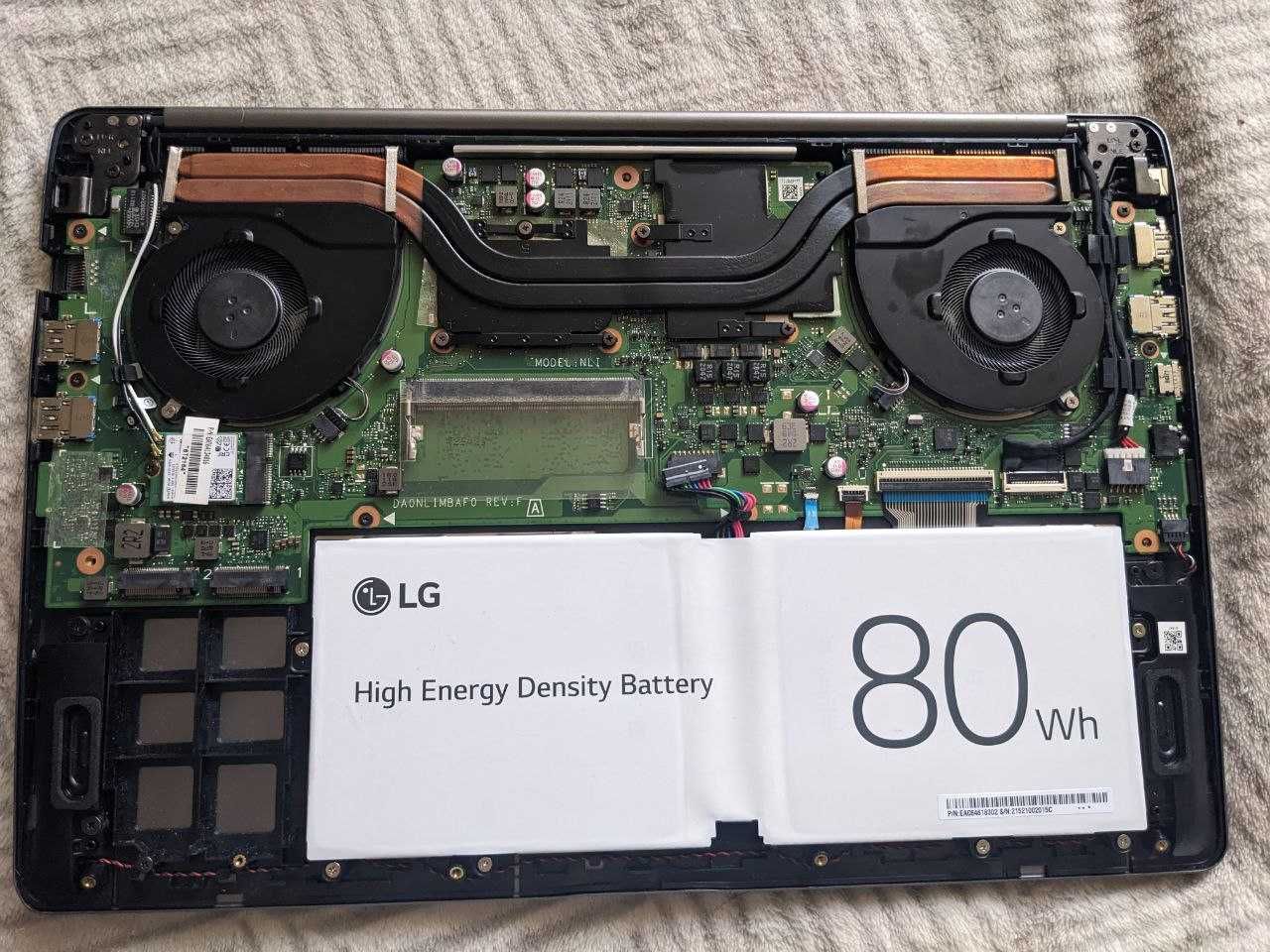 LG UltraPC GTX 1650 разбор 15u70p дисплей ,корпус, аккумулятор, плата