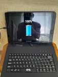 Tablet z klawiatura LENOVO S8.