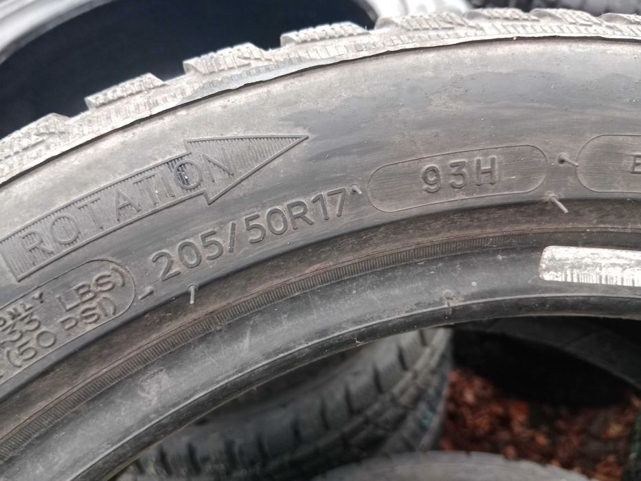 Opona używana 205/50R17 Michelin Alpin 5 1szt.