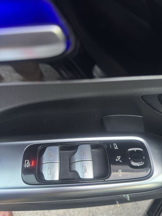 Mercedes Benz C300 E -2022