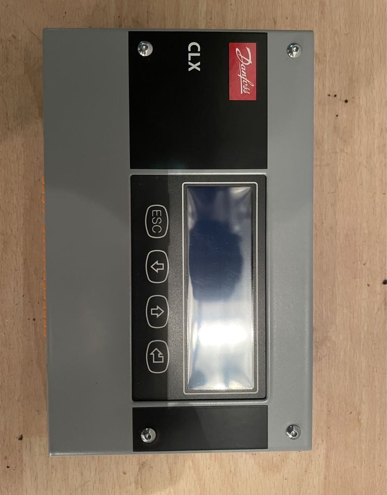 Falownik 5kW Danfoss ULX 5400/Powerstocc PS6000 + Danfoss CLX