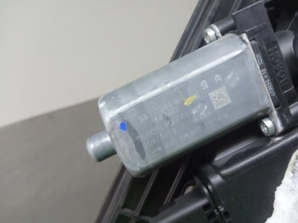 Elevador vidros trás esquerdo PEUGEOT 3008 II (M_)