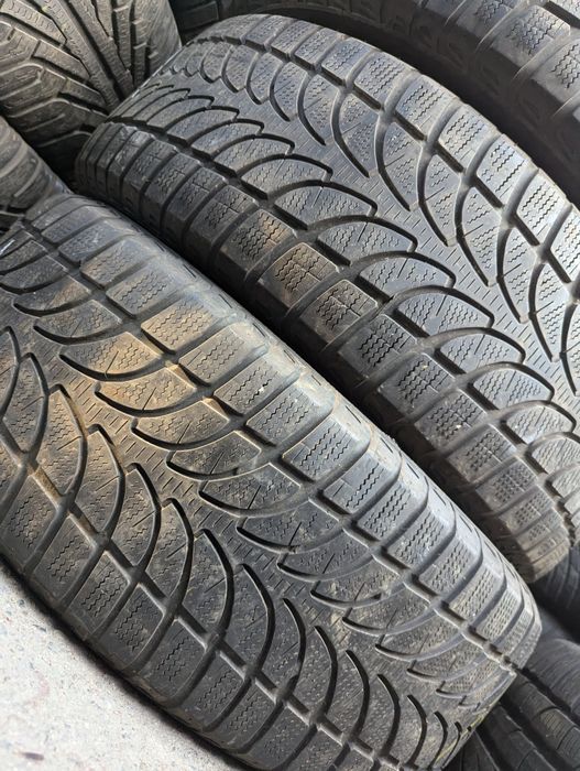 235/60R18 Bridgestone