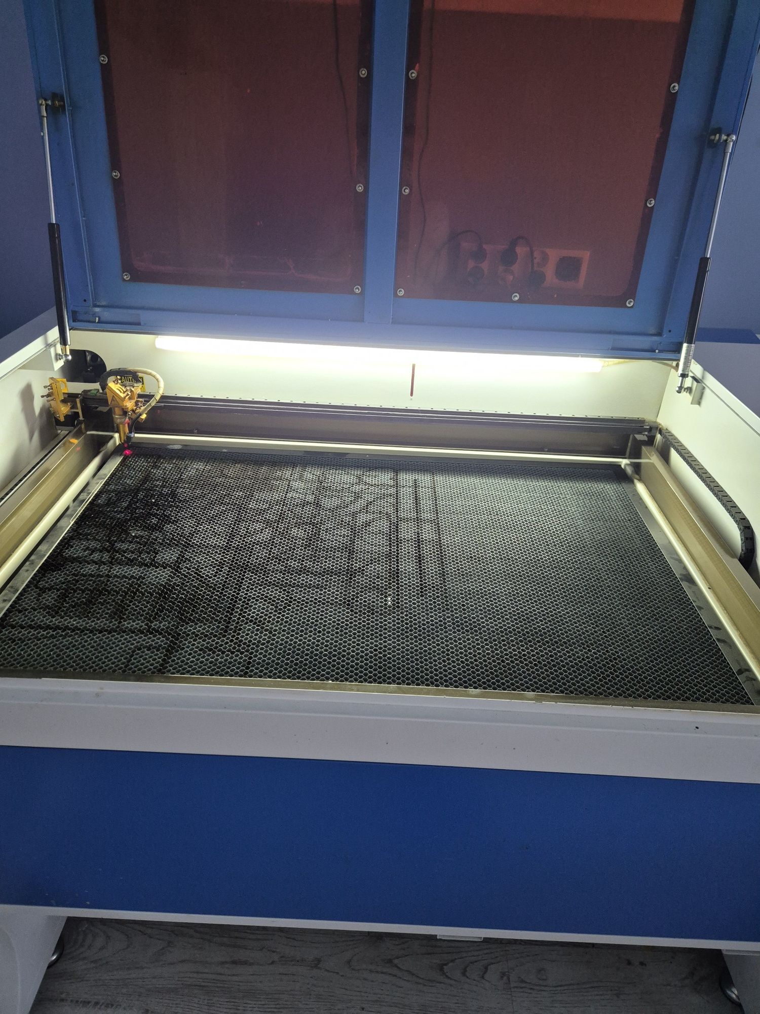 Ploter laserowy 100w 100x60cm