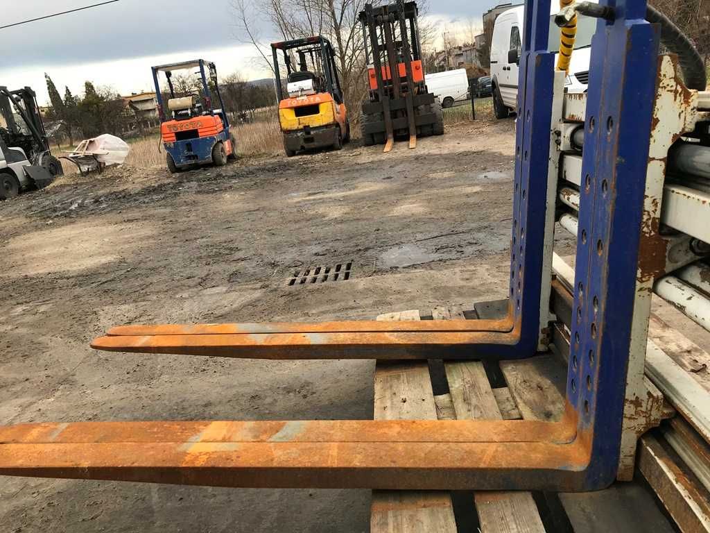 Podwójny paletyzer na dwie palety do wózka widłowego - CASCADE 2500kg