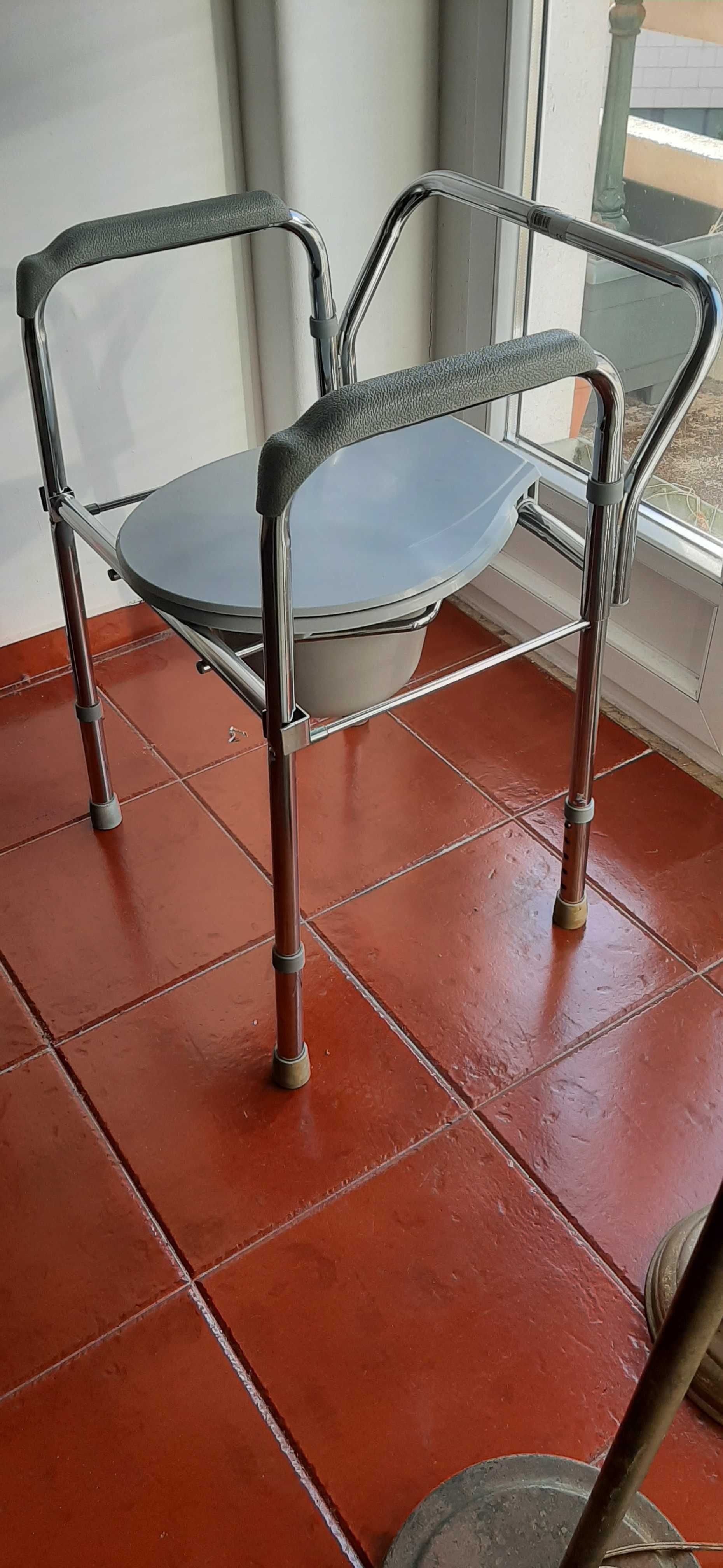 Cadeira WC (Geriátrica)