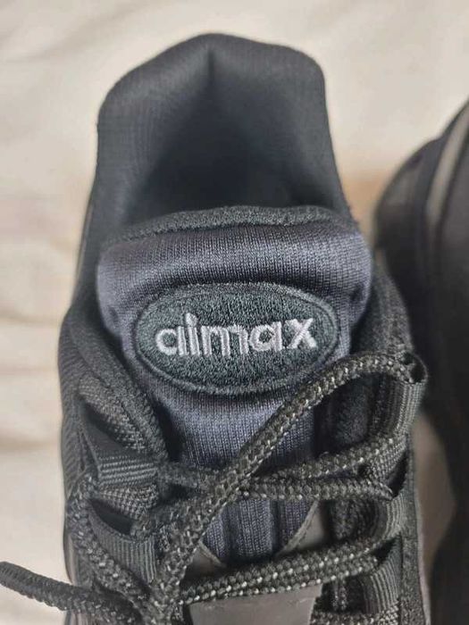 Nike Air Max 95 Essential Triple Black R42