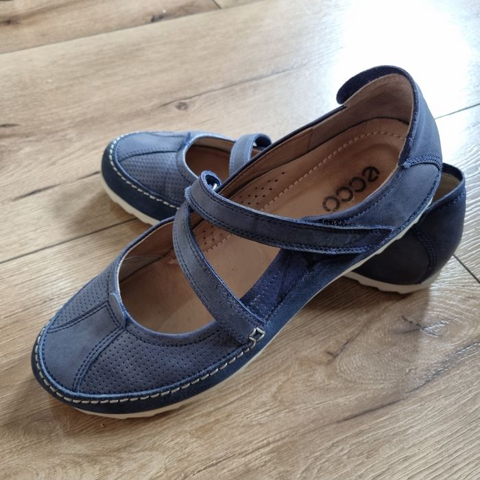 Damskie półbuty Jamp ECCO roz. 40
Marka: ECCO
Mod