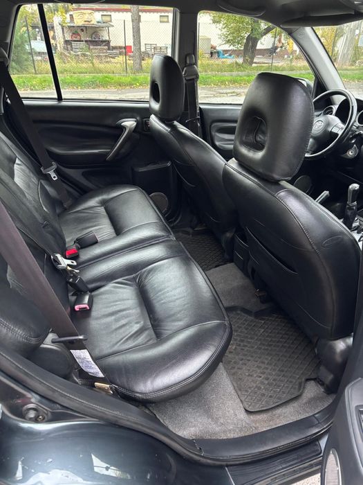 Toyota Rav4  2.0 D4D