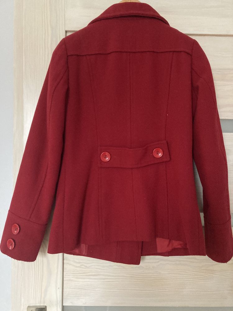 Płaszcz vintage czerwony prążkowany M defacto