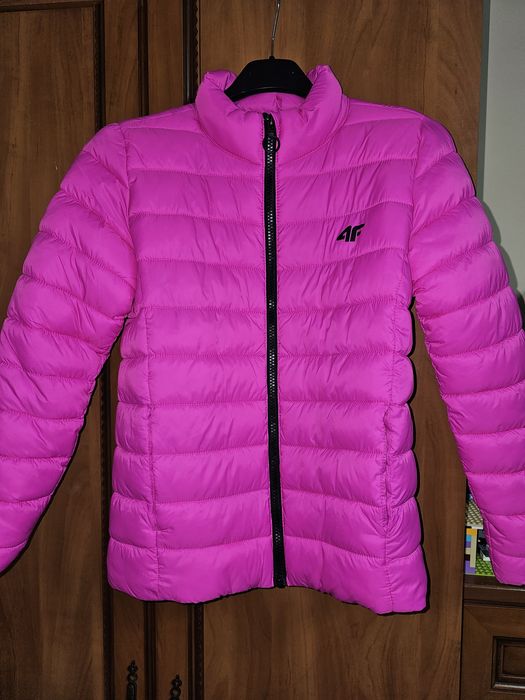 Sprzedam kurtkę 4F r.146