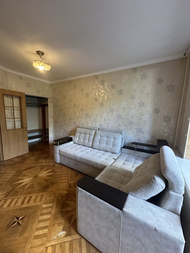 Сдам 4 комнатную квартиру на Алексеевке, пр.Победы,71Б. 2/16