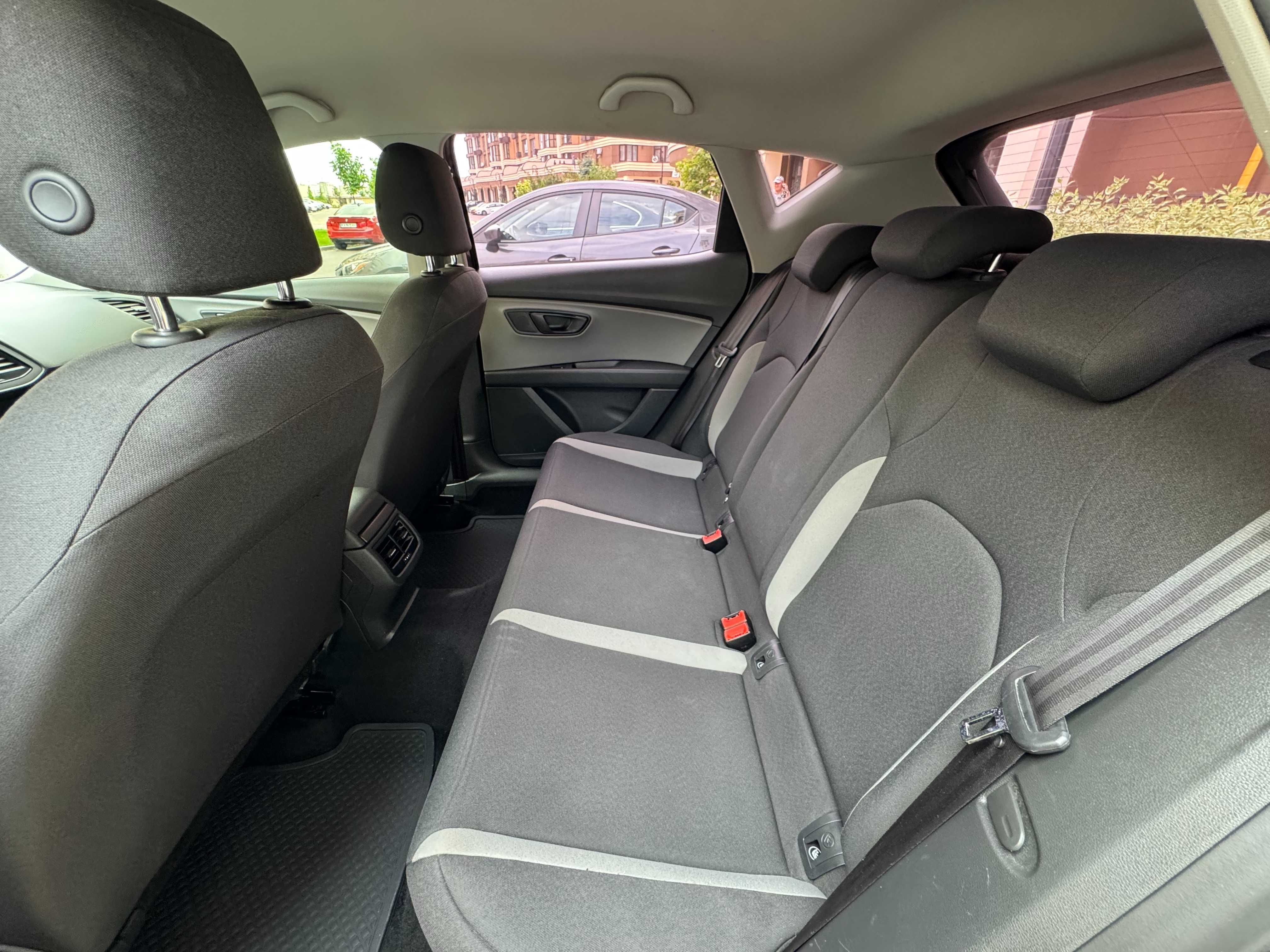 Продам SEAT Leon 2013