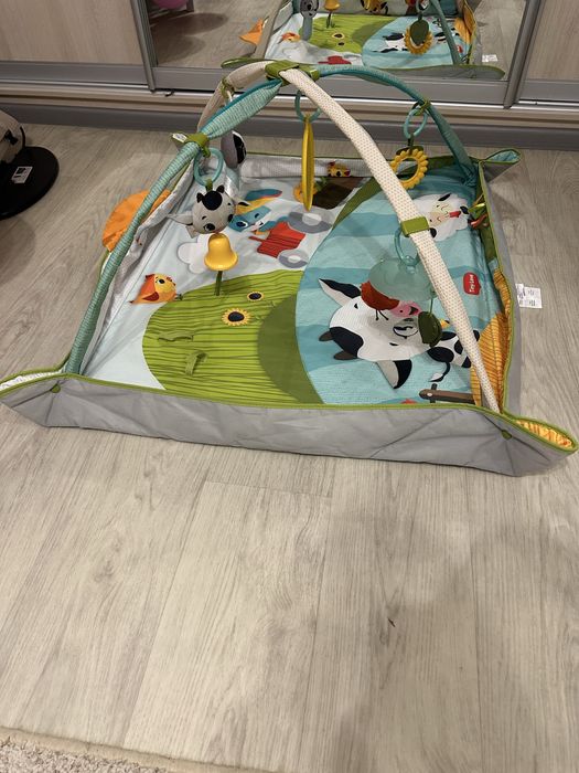 Розвиваючий килимок Tiny Love Весела ферма XL