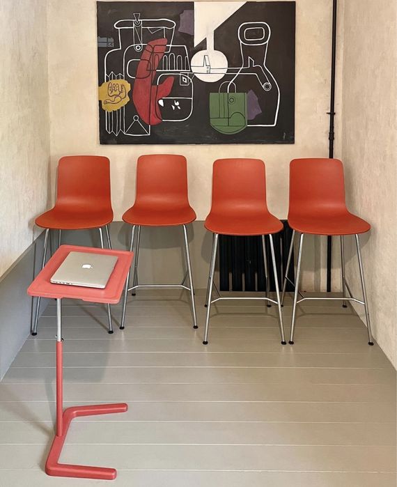 Дизайнерські барні стільці Vitra