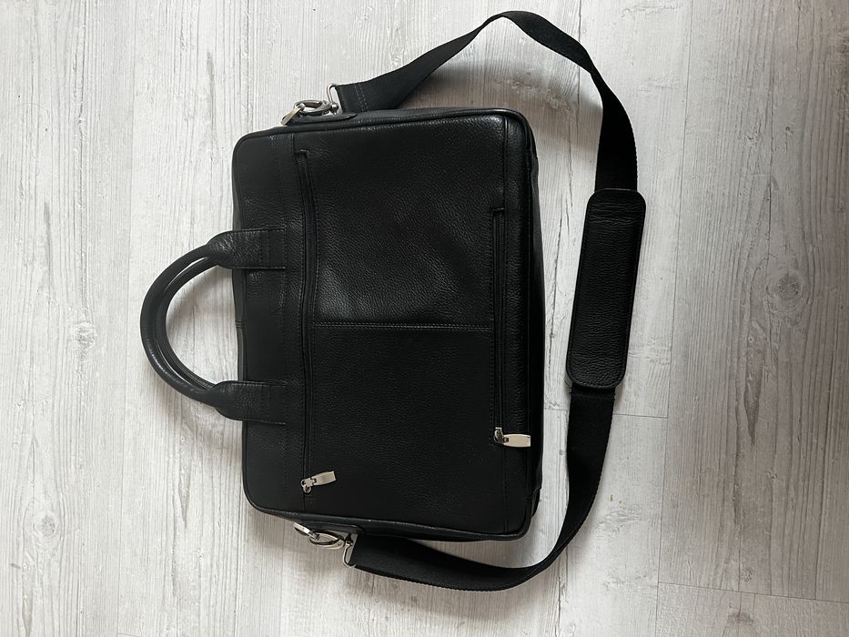 Чоловіча сумка через плече та в руки