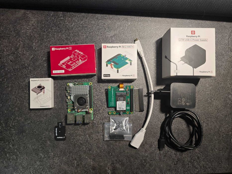 Raspberry Pi 5 8 GB + M.2 HAT + SSD 512 GB