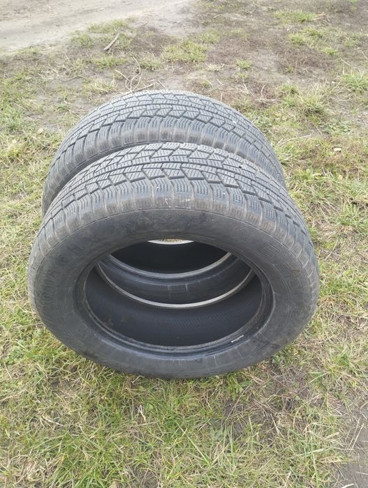 Продам резину 215/60/16