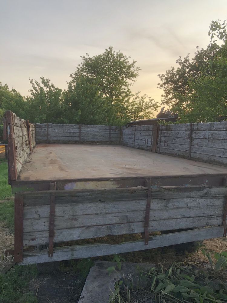 Продам причіп зіловський
