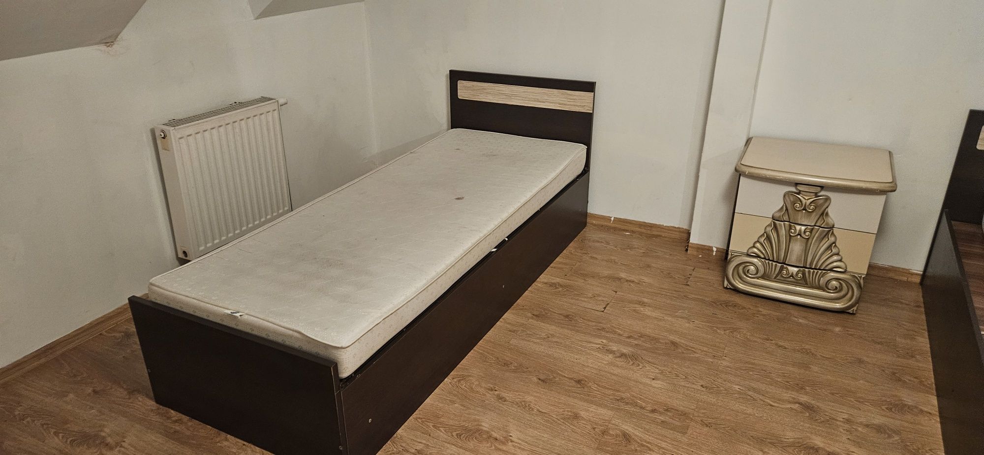 Sprzedam łóżka z materacem