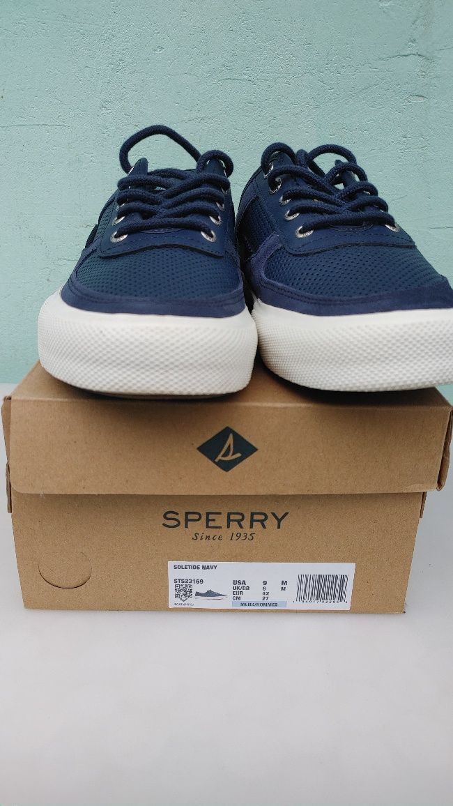 Продам топсайдеры, мокасины,кроссовки,кеды Sperry