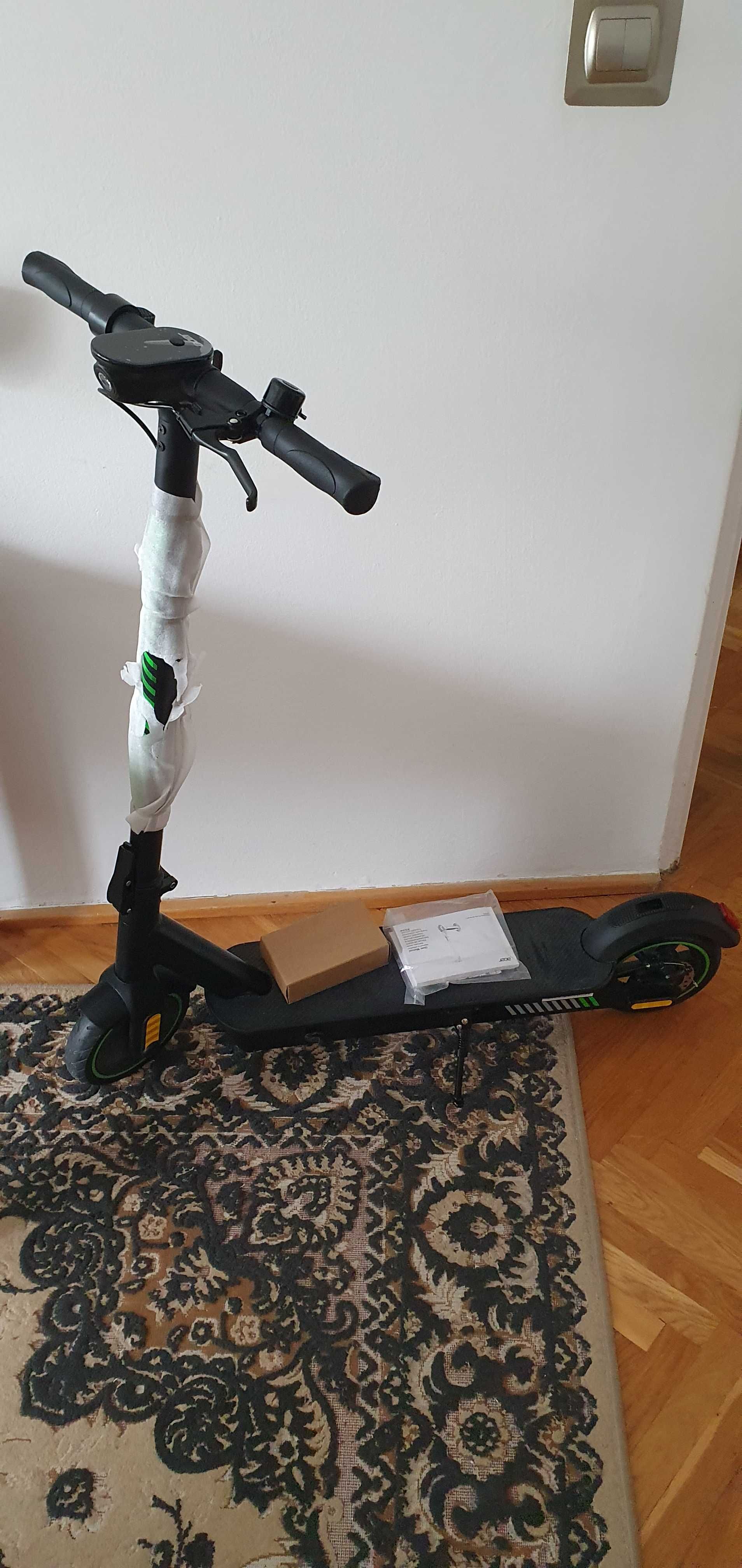 Acer eScooter Series 3 model AES013