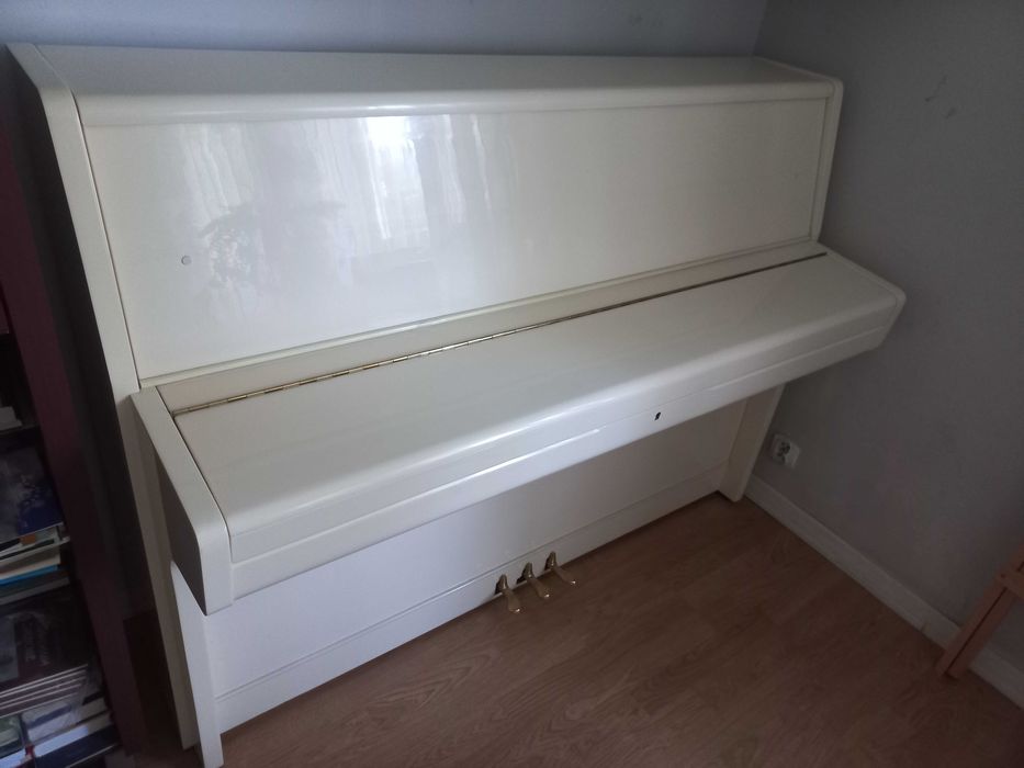 Pianino Royal Handok