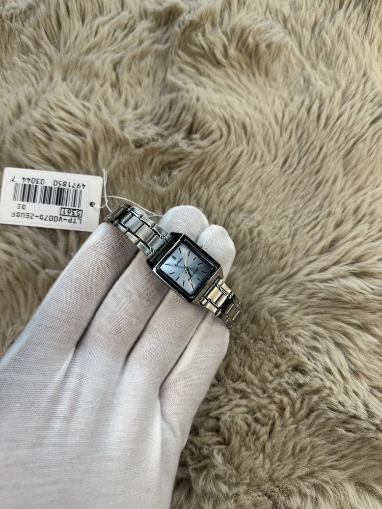 Годинник жіночі Casio LTP-V0O7D-7E Оригінал Гарантія Часы