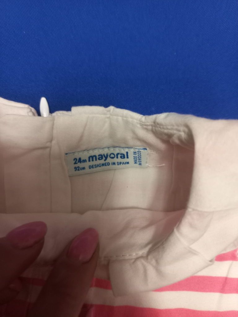 Vestido lindo de menina mayoral