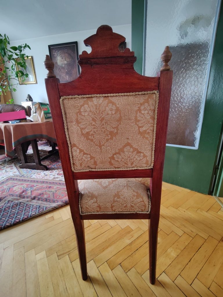 Antyki komplet - sofa i trzy krzesła .
