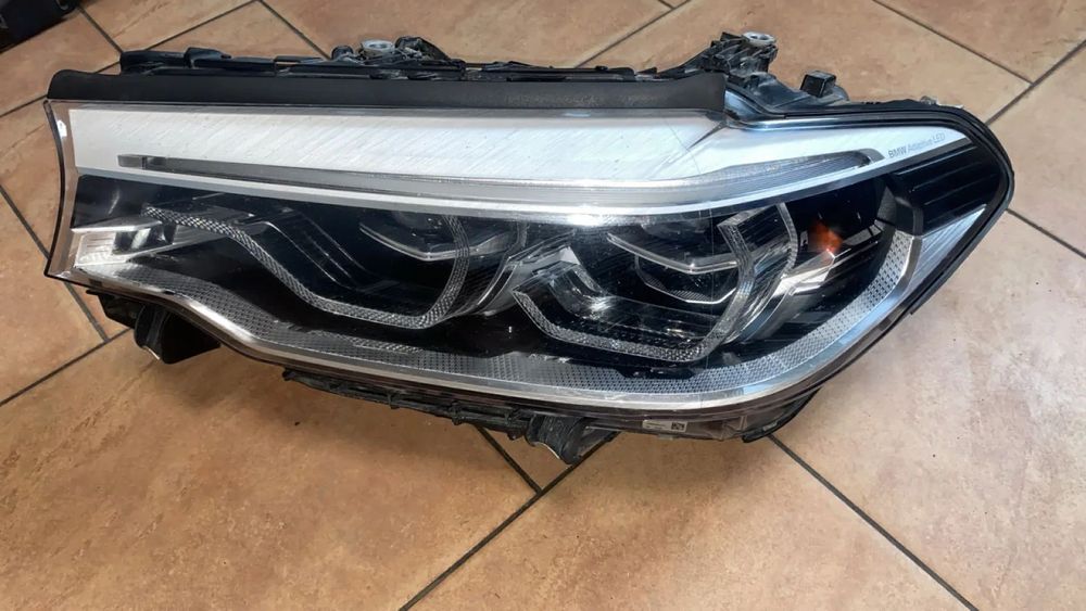 LAMPA PRZEDNIA LEWA ADAPTIVE LED EUROPA BMW G30 G31 8499121