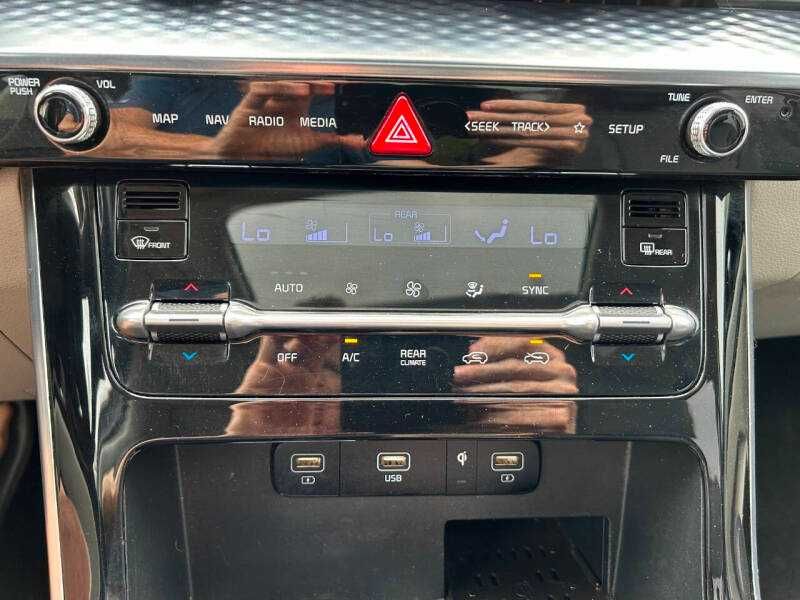 2022 Kia Carnival