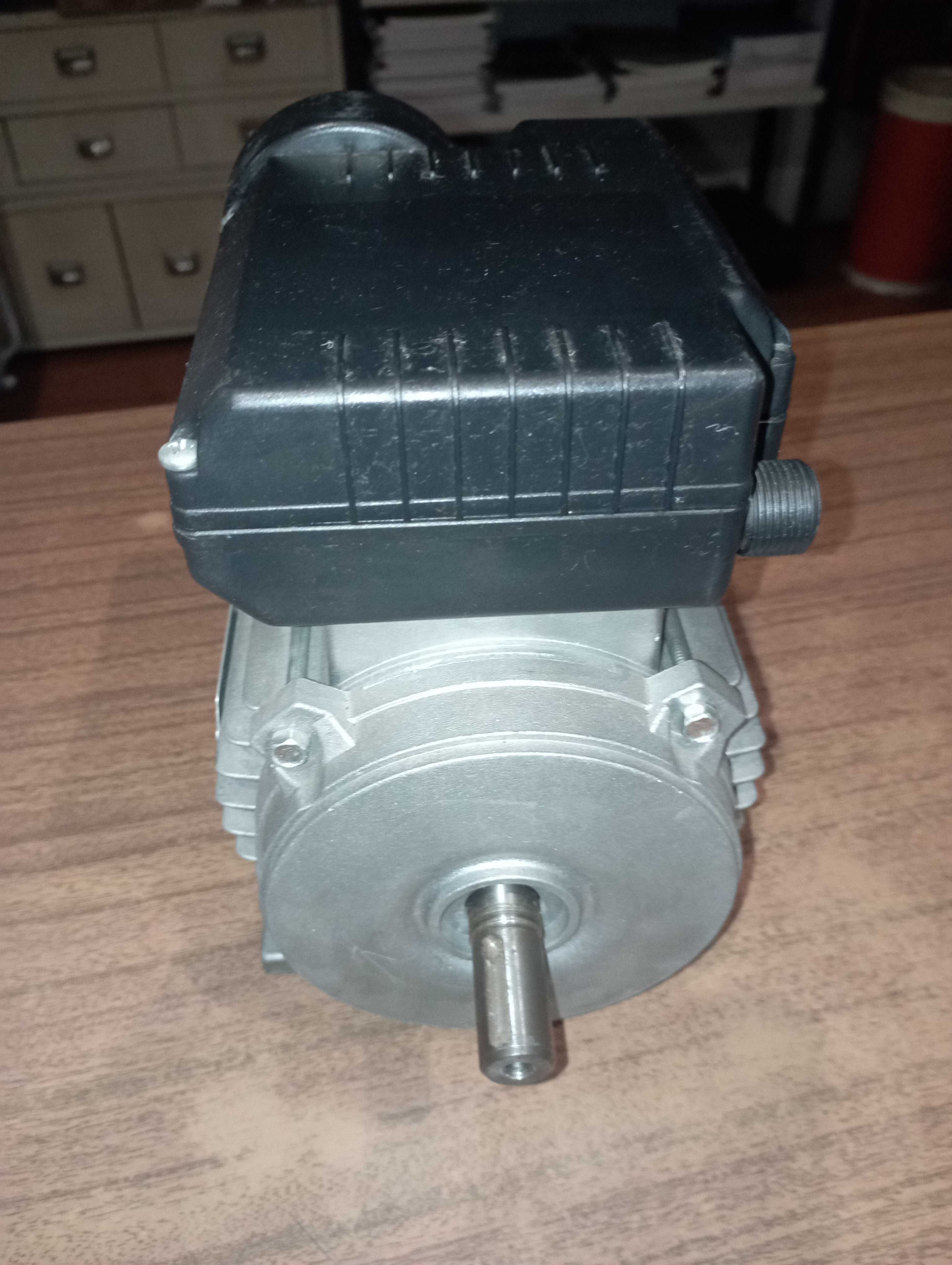 Motor monofasico