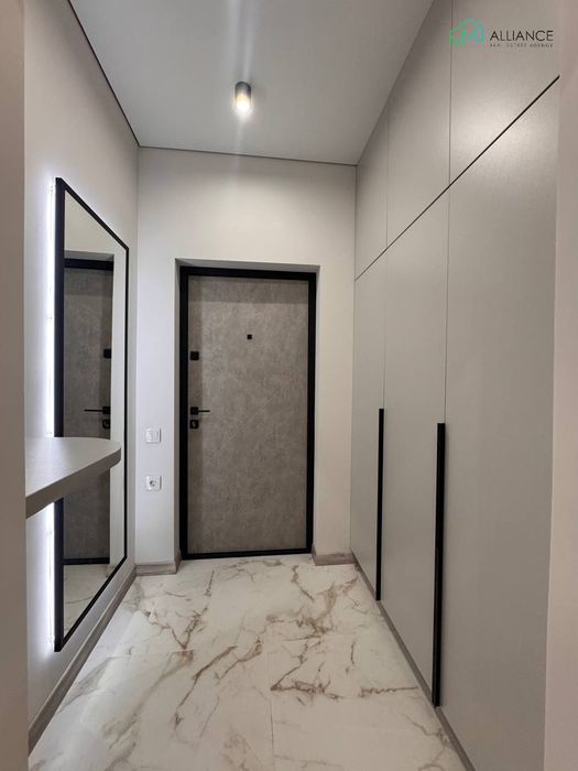 Продам в Центре 3 ком.кв.на Сергея Подольского