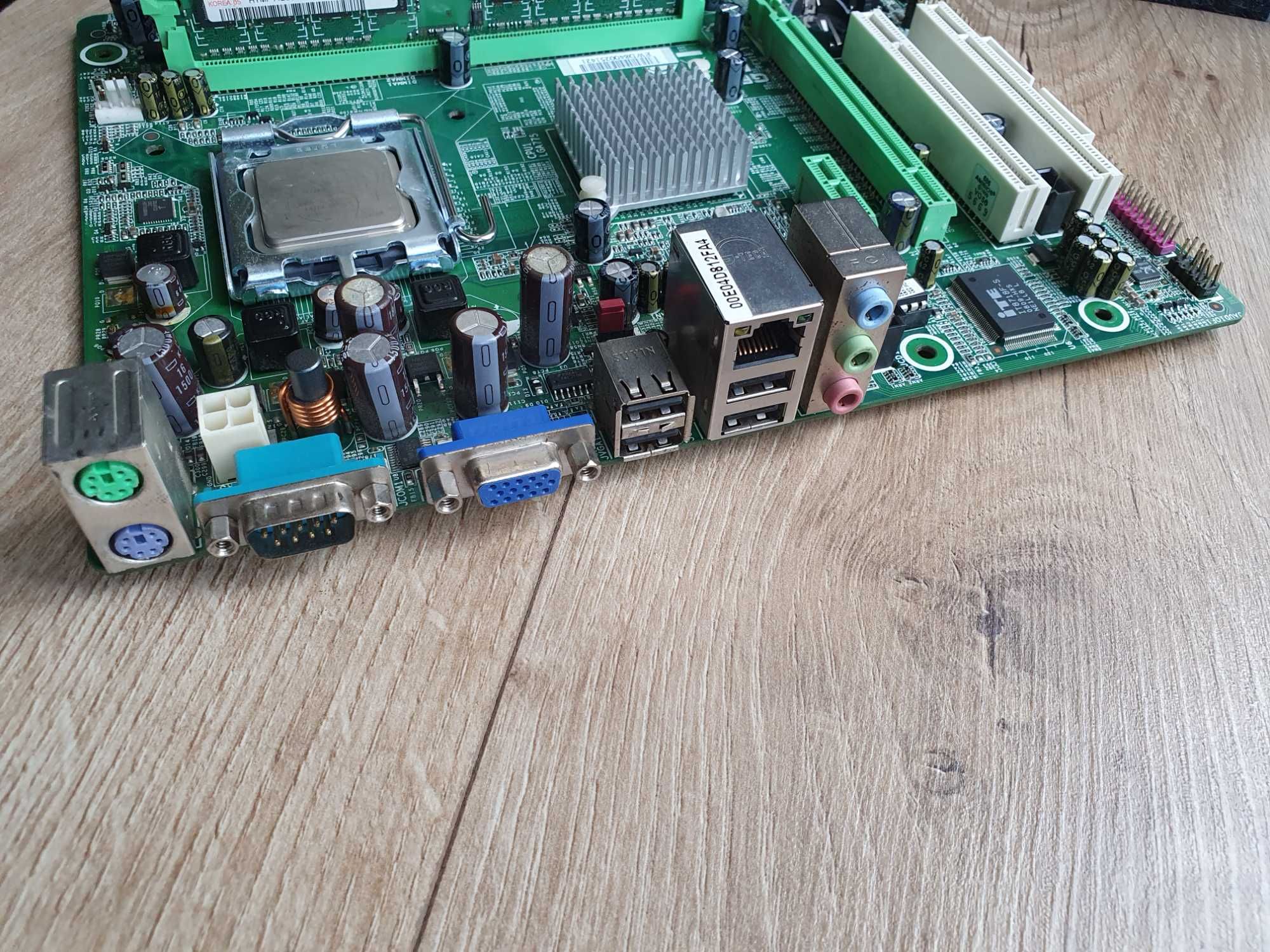 Материнська плата GF7050V-M7 SE