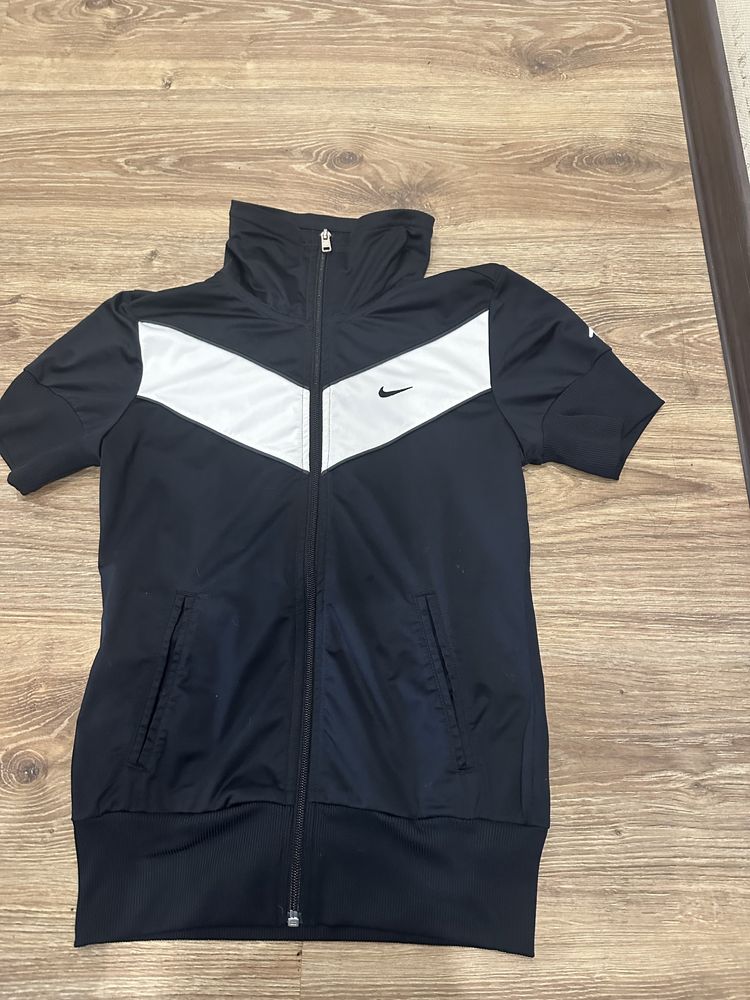 спортивная кофта nike