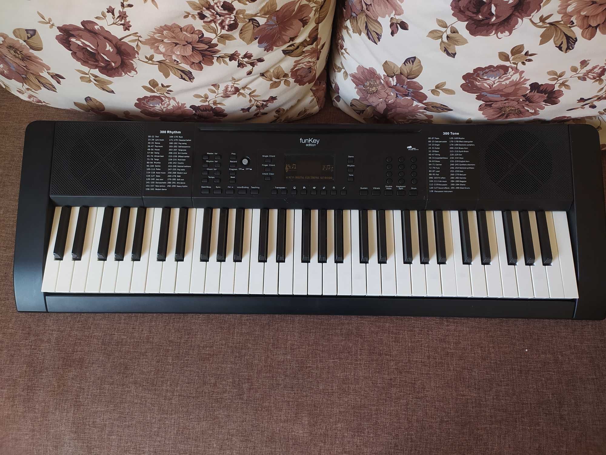 Піаніно цифрове   ( синтезатор )