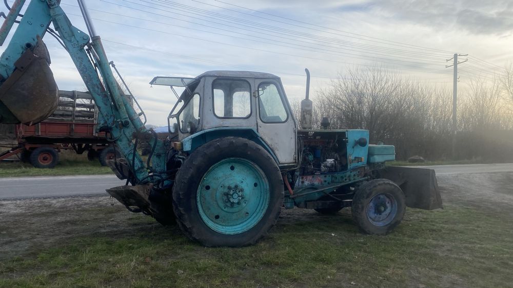 Продаєця ескаватор юмз