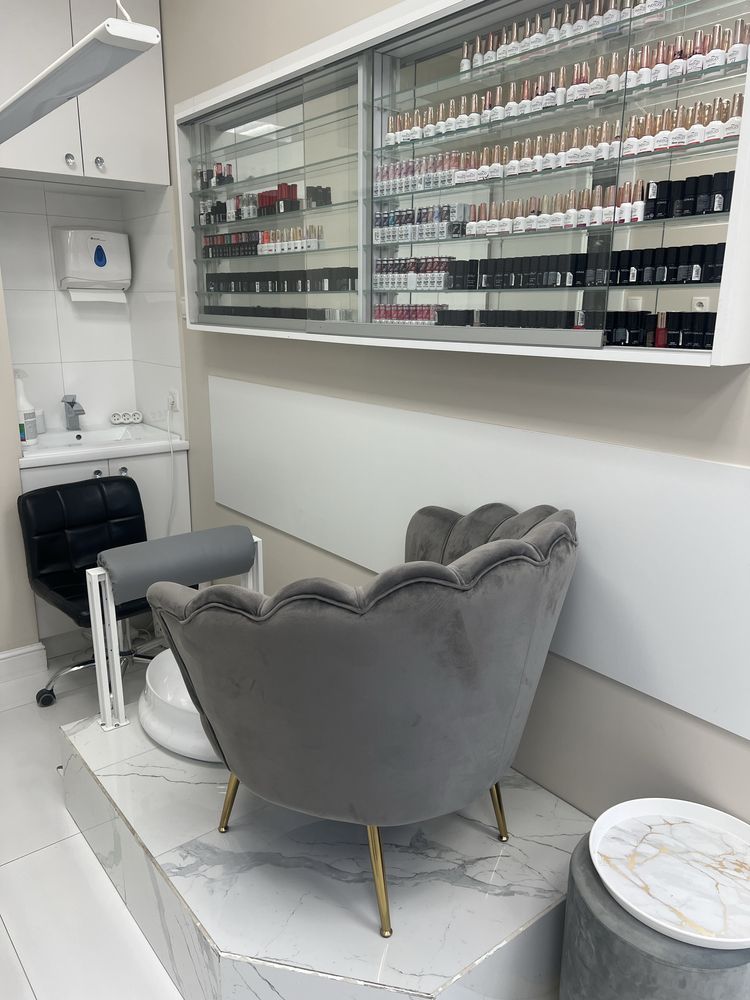 Stanowisko manicure pedicure