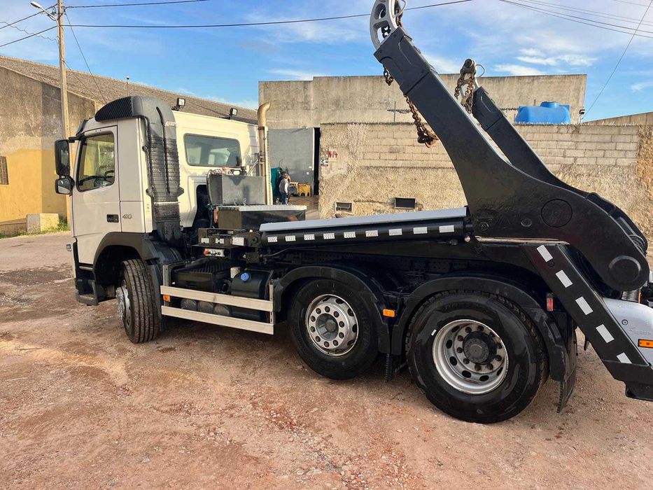 Volvo FM 410 porta contentores 6m3