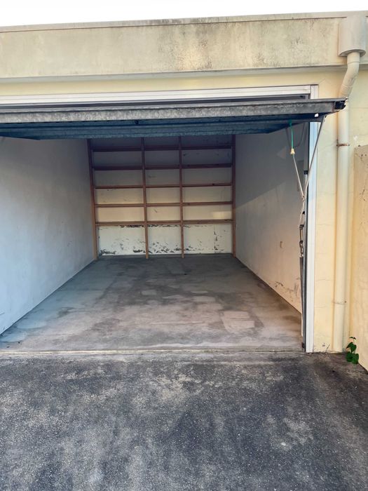 Garagem Box- Paços de Brandão
