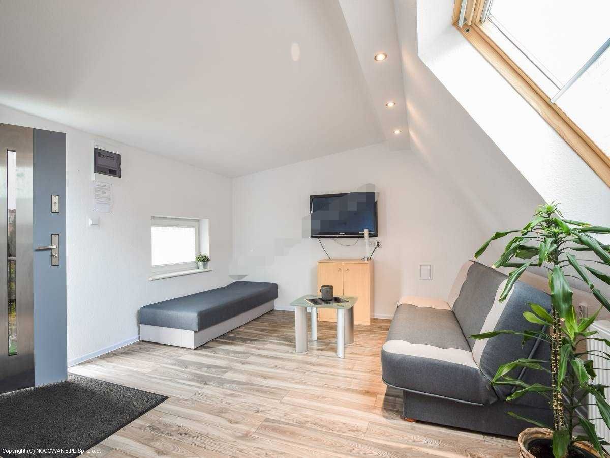 Studio- apartament dla 2-3 osób /osobny budynek-wejście ! Parking