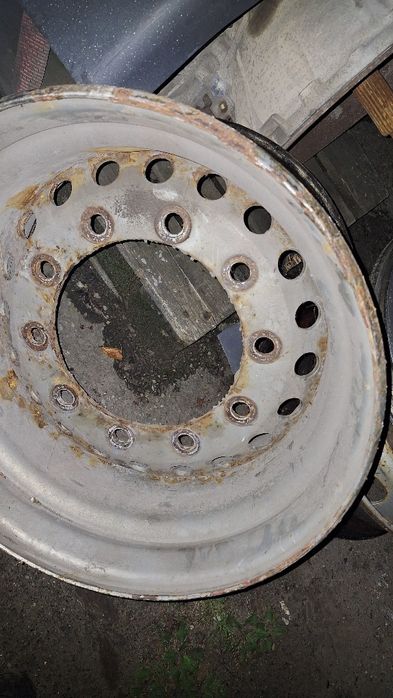 Felga stalowa naczepowa na bęben