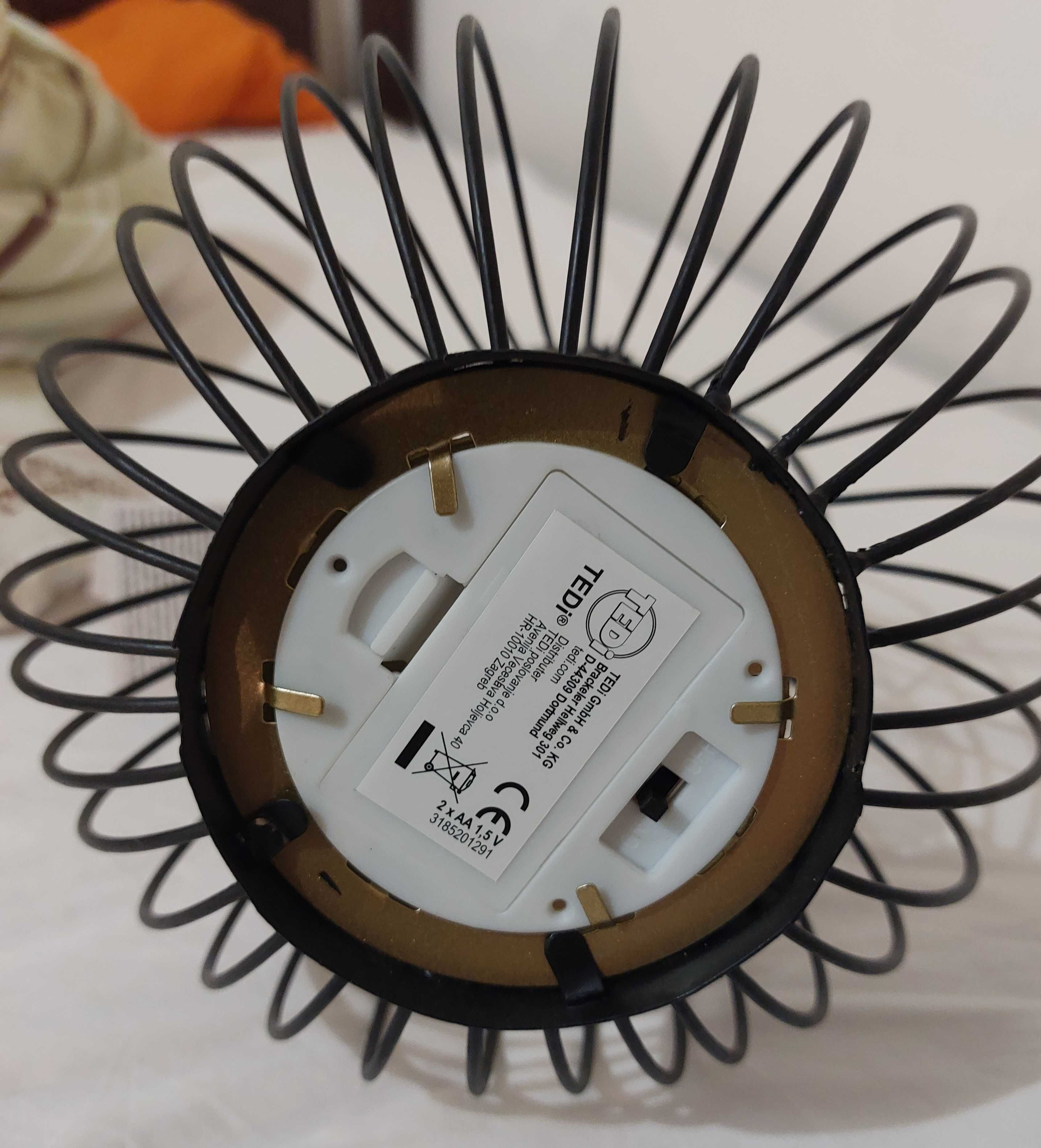 Lampa 8 Led Metalowa 22 cm TEDI