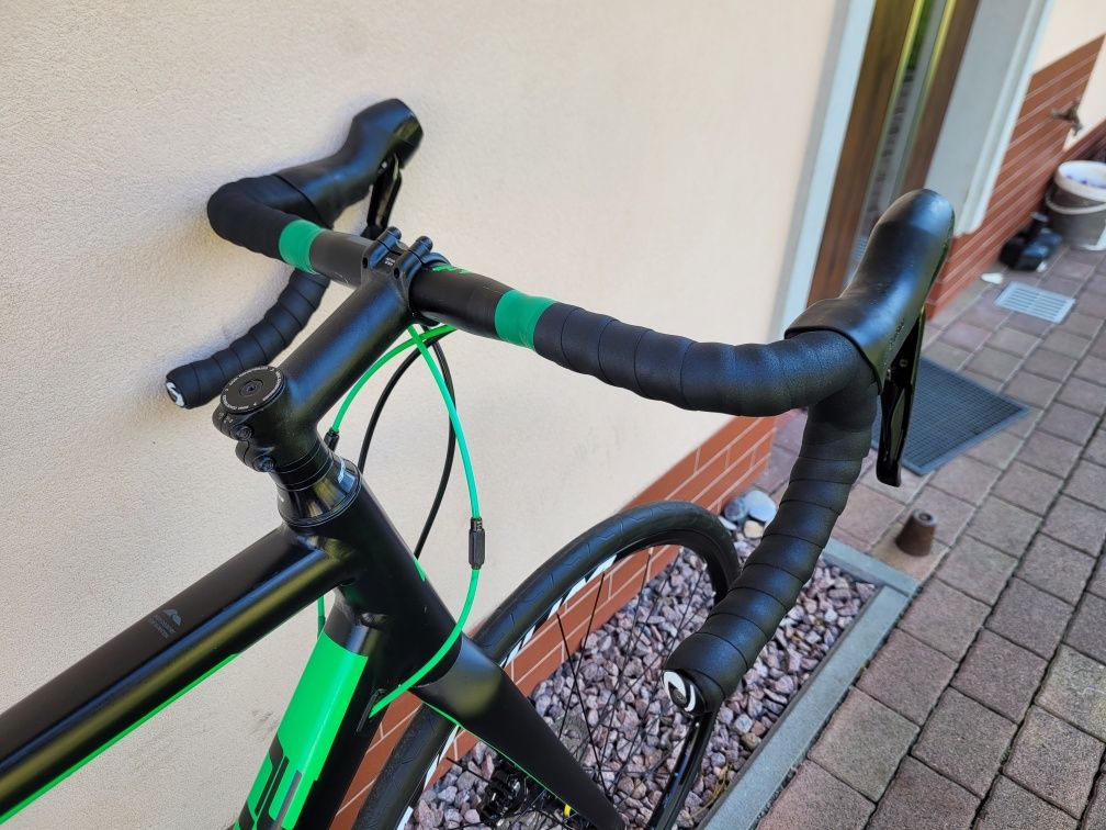 Rower szosowy CUBE CROSS RACE SL * Ultegra 2x11 * hydraulika * 58cm