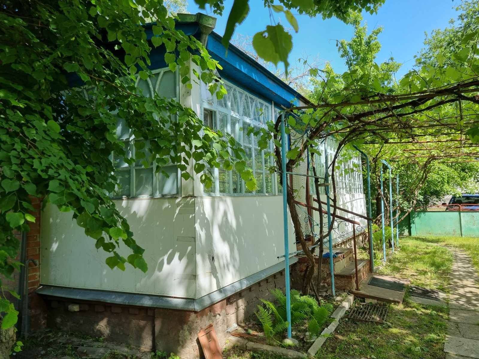 Продам будинок у Нових Санжарах. Усі комунікації в домі. Власник