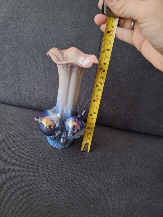 Wazonik  z delfinami