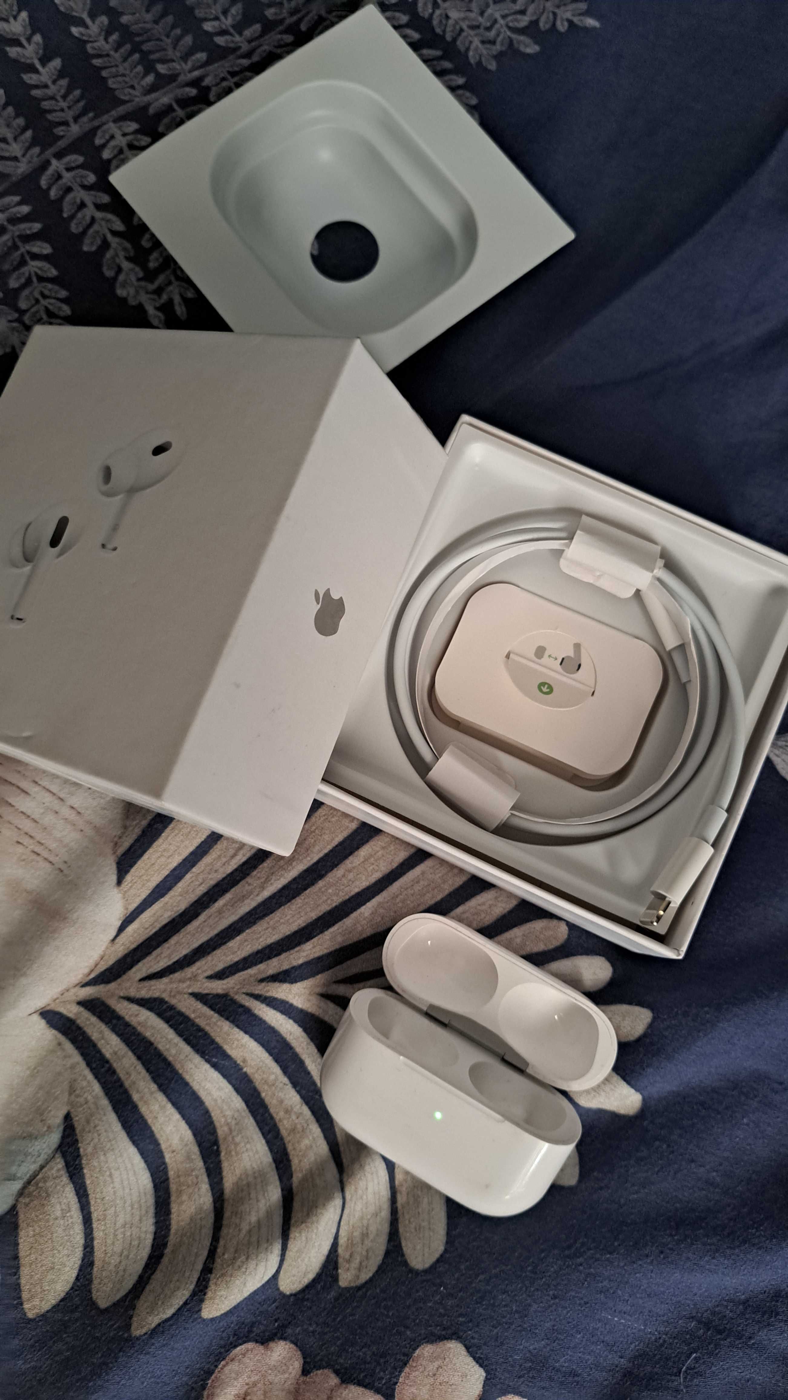 Airpods pro słuchawki  bluetooth
